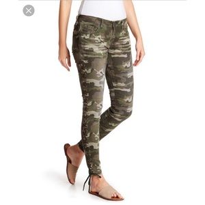 💐HP💐WilliamRast Lace-Up Camo Skinny Jeans